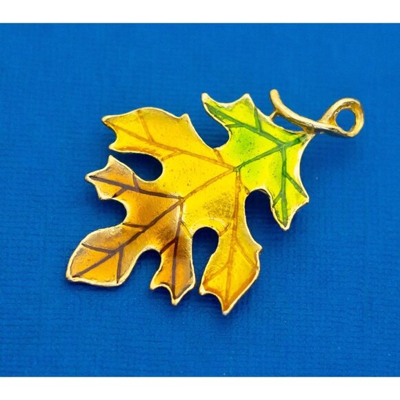 Vintage Gold Tone Abstract Leaf Unique Leaves Brooch - D37 - Picture 1 of 2